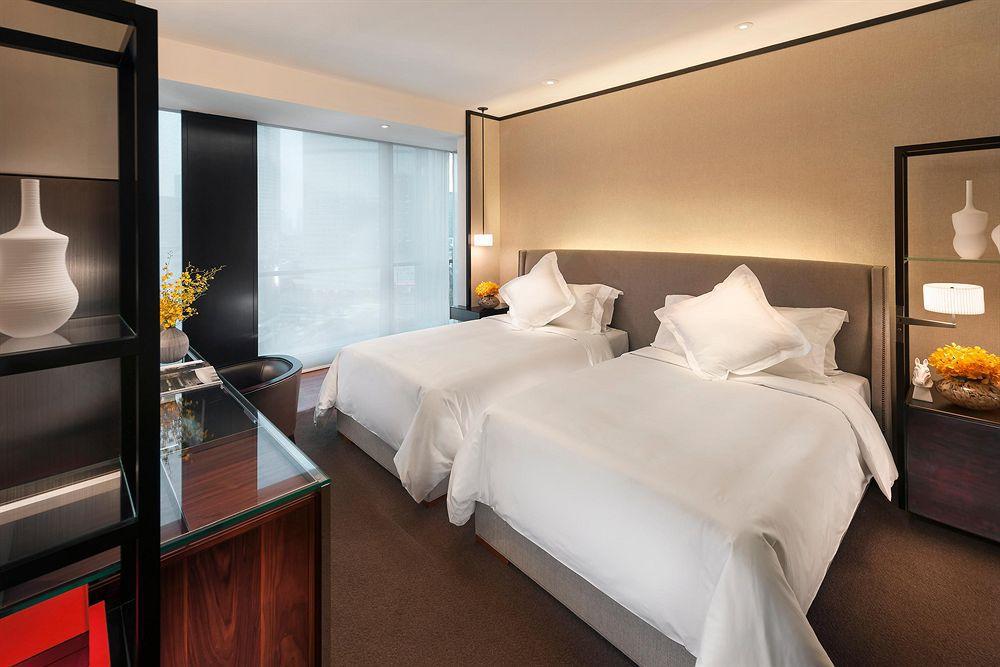 Mandarin Hotel Canton Extérieur photo