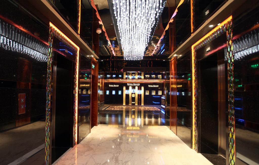 Mandarin Hotel Canton Extérieur photo