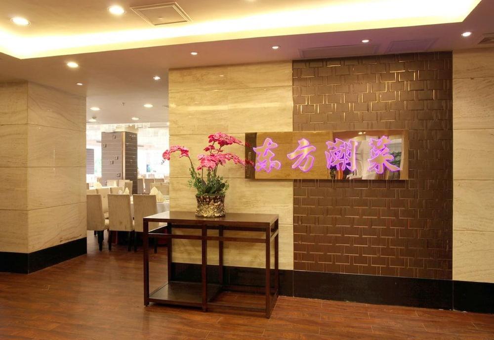 Mandarin Hotel Canton Extérieur photo
