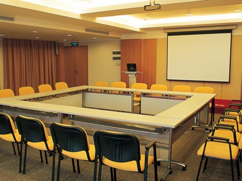 Mandarin Hotel Canton Extérieur photo