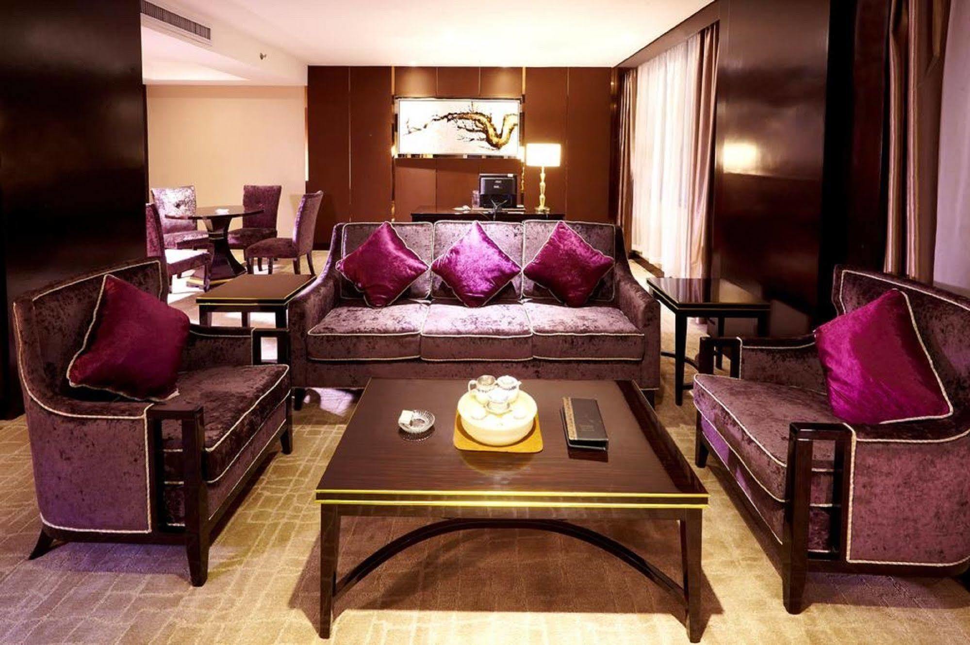 Mandarin Hotel Canton Extérieur photo