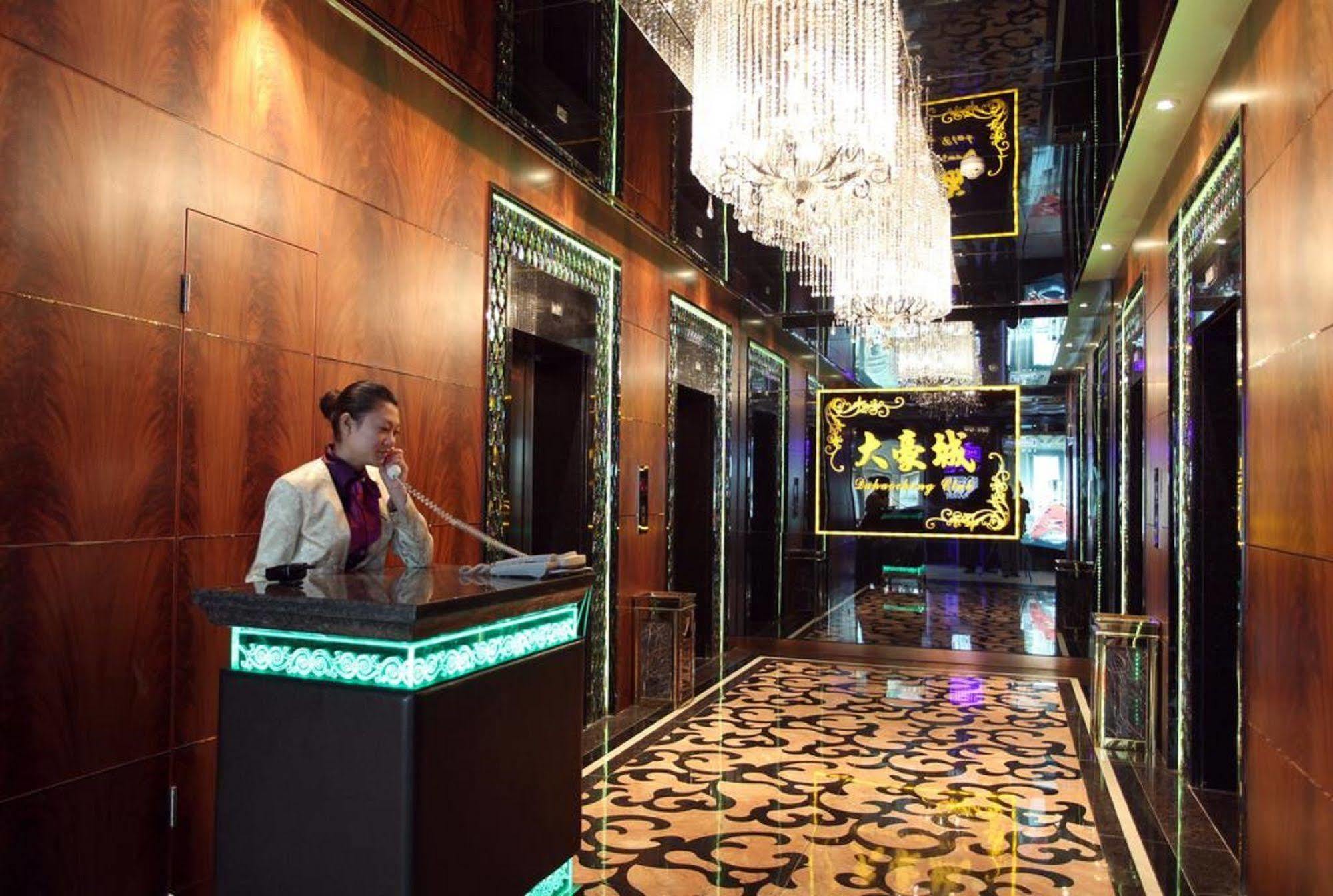 Mandarin Hotel Canton Extérieur photo